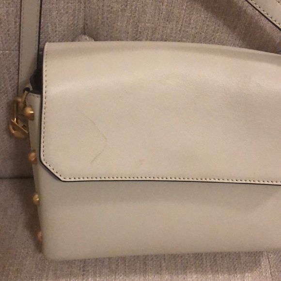 Crossbody Flynn bag - Picture 4 of 8